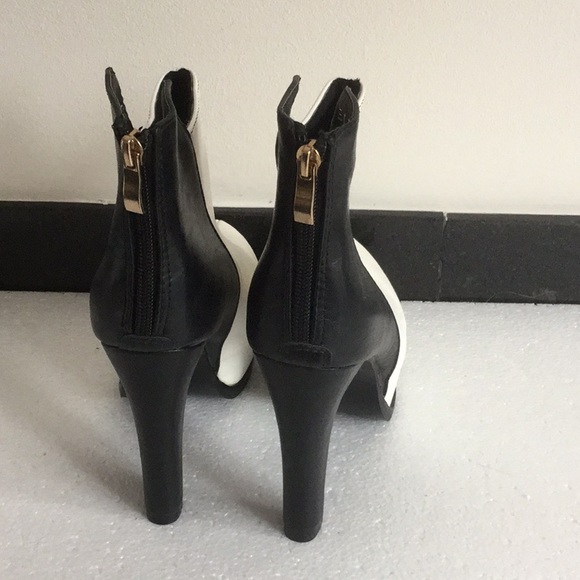 Black and White Color Block Ankle Bootie - Picture 3 of 7